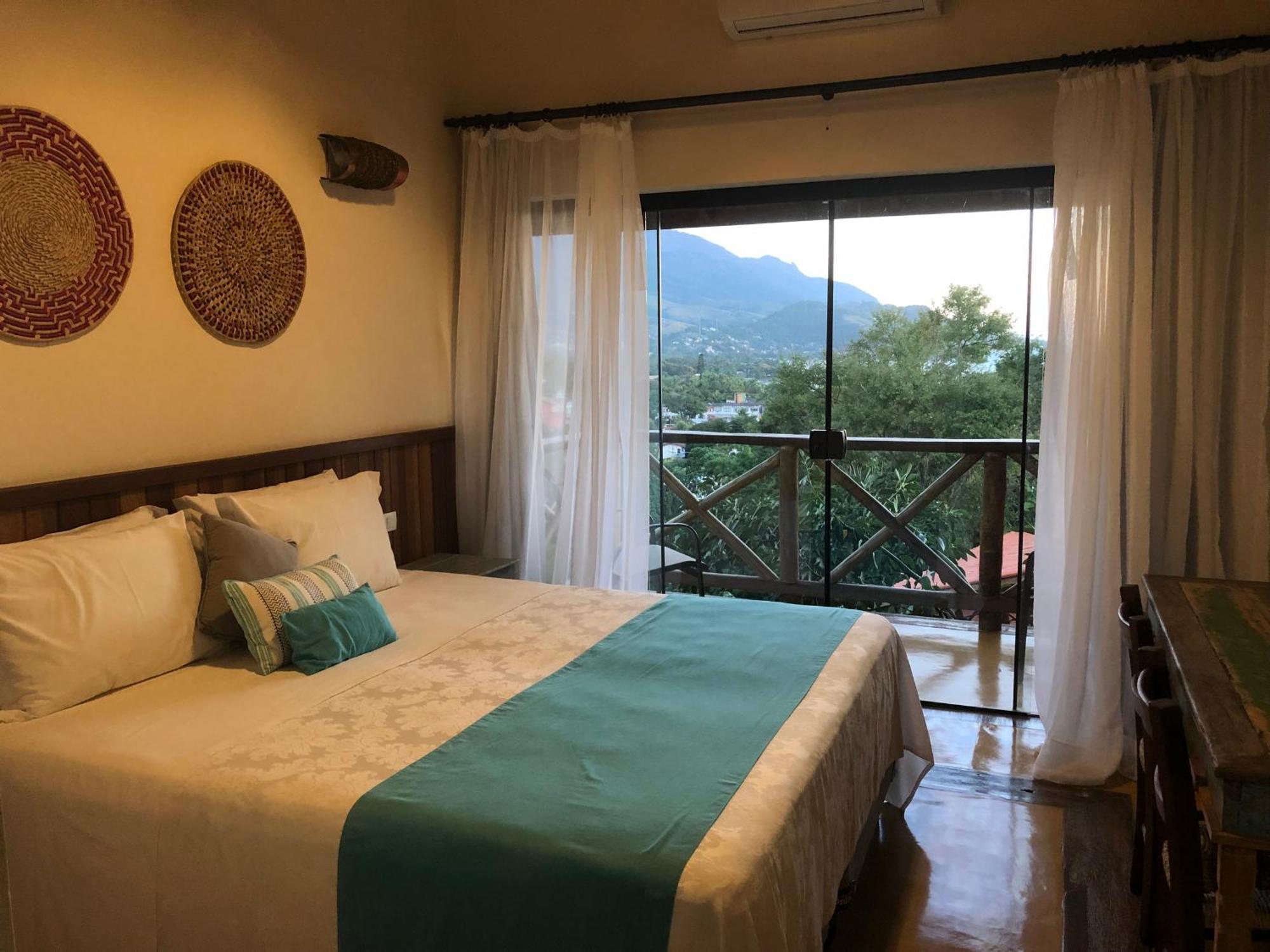 Pousada Altamira Ilhabela Ruang foto